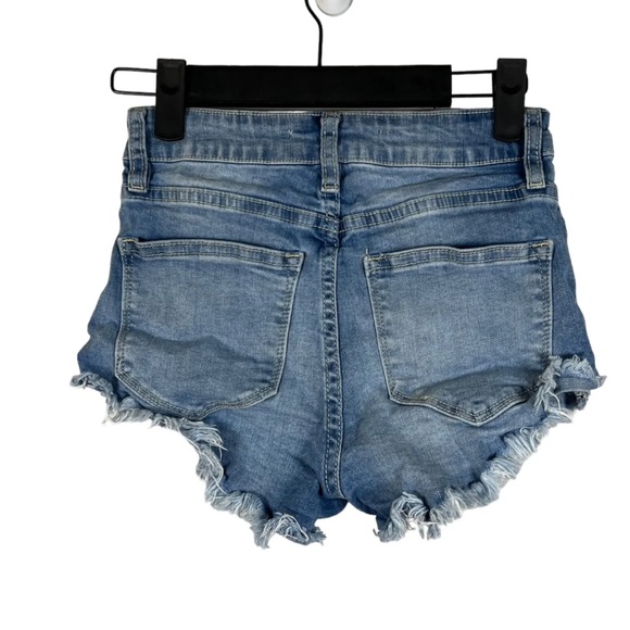 KanCan High Rise Cut Off Jean Shorts. Size 7/27 - Picture 4 of 7
